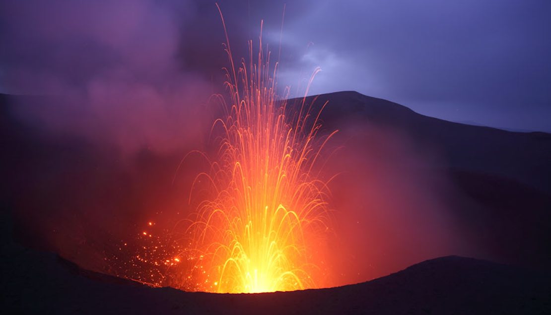 yasur1.jpg
