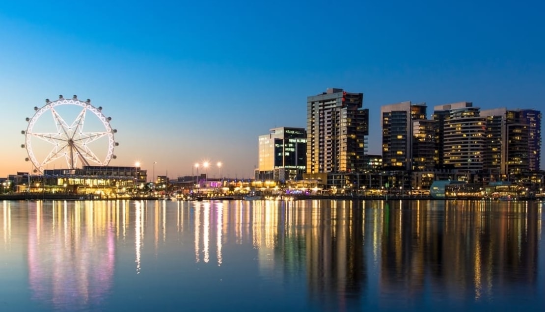 1110 x 635     -melbourne-docklands-shutt.jpg