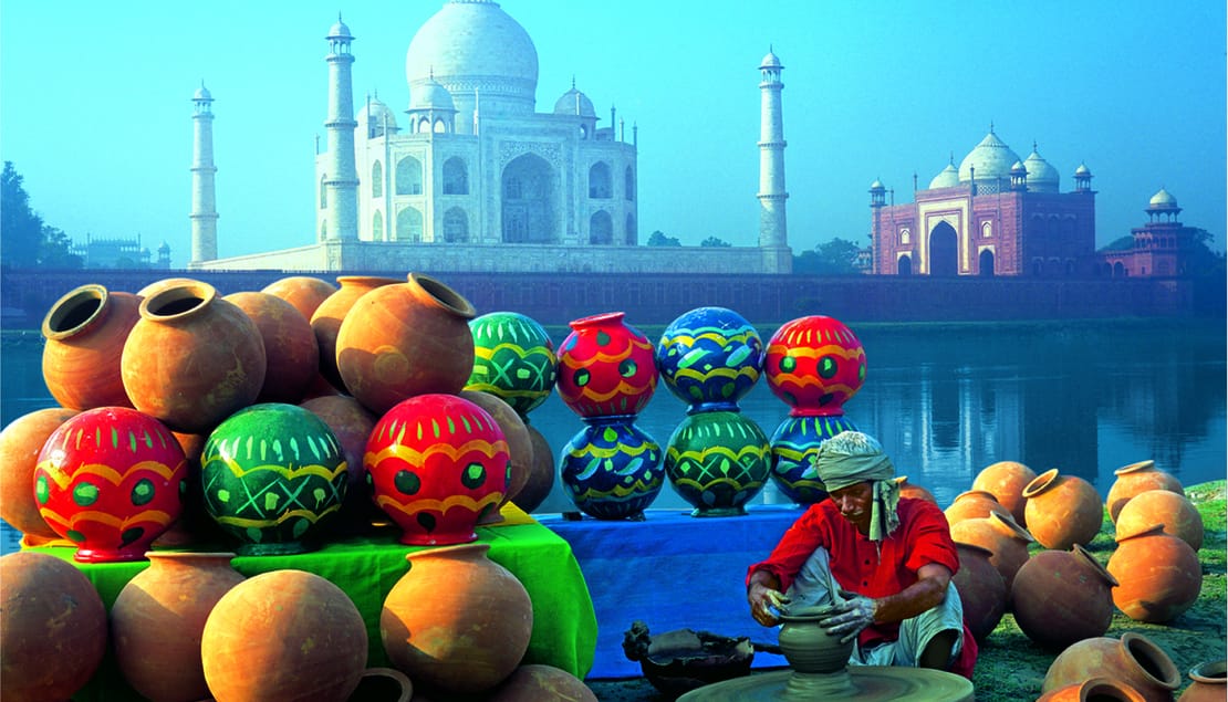 taj-mahal--agra--3-.jpg