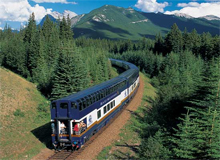 rockies_train_canada