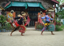 INDONESIAN DANCING