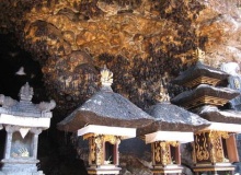 goa_lawah