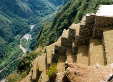 Machu_Picchu_Urubamba_river