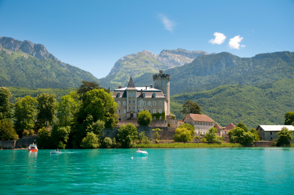 Walking tour in France - Annency - with Concierge Traveller