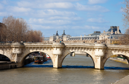 See the Pont Neuf in Paris on holiday with Concierge Traveller
