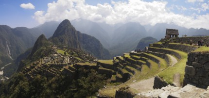 Peru-Machu-Picchu-vista-iStock_000014569781XSmall Train to Machu Picchu, Peru