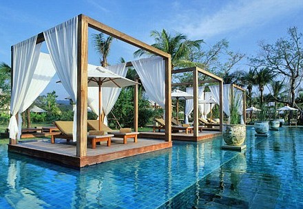 Stay at the Sarojin hotel, Kho Lak in Thailand with Concierge Traveller