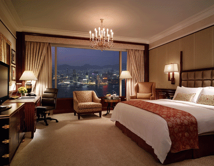 Stay on Hong Kong Island at the Island Shangri-La with Concierge Traveller