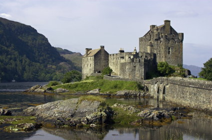 Visit Eilean Donan castle in Scotland with Concierge Traveller