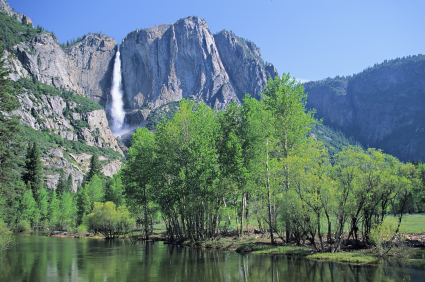 Visit the fabulous Yosemite falls
